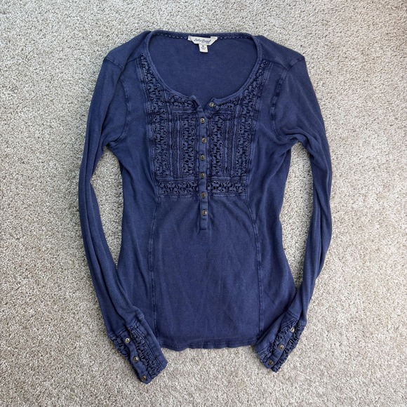 Lucky Brand Tops - Lucky Brand Shirt Womens Medium Blue Thermal Henley Long Sleeve Embroidered Knit